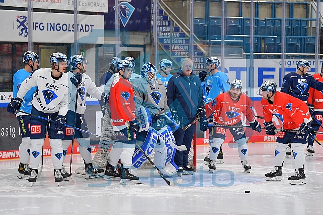 Eishockey, Herren, DEL, Saison 2021-2022, ERC Ingolstadt - Showtraining, 27.02.2022