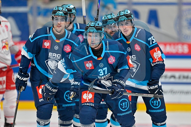 Hockey, Mens, CHL, Season 2025-2026, Regular Season, Round of 16, ERC Ingolstadt - EC Red Bull Salzburg, 12.11.2025