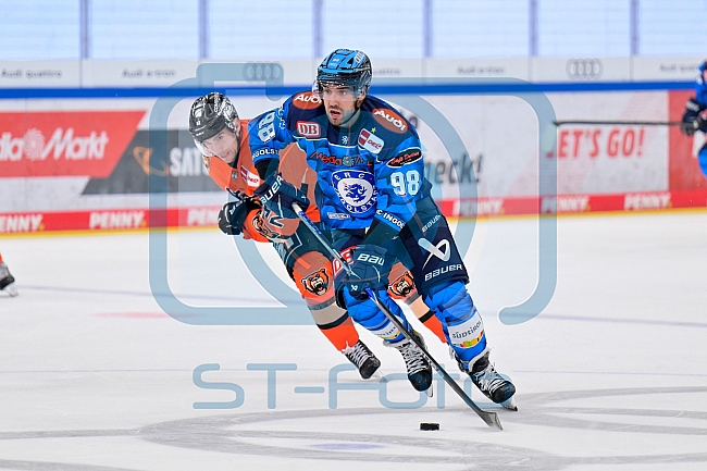 Eishockey, Herren, DEL, Saison 2025-2026, Playoffs Halbfinale, Spiel 3, ERC Ingolstadt - Grizzlys Wolfsburg, 19.09.2025