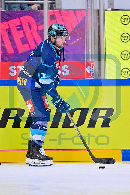 Hockey, Mens, CHL, Season 2025-2026, Quarter-Finals, ERC Ingolstadt - Frölunda Gothenburg, 02.12.2025