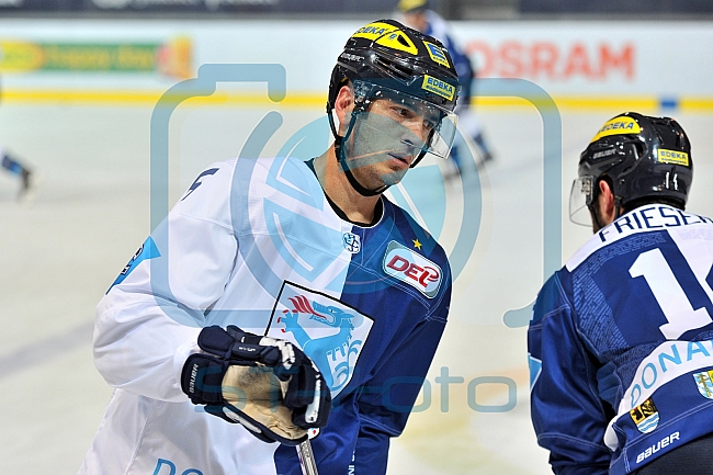 EHC Red Bull Muenchen vs ERC Ingolstadt, Eishockey, DEL, Deutsche Eishockey Liga, Spieltag 28, 16.12.2016