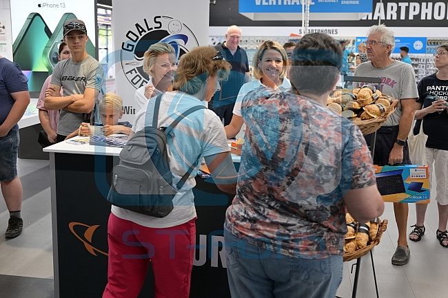 Eishockey, Herren, DEL, Saison 2022-2023, ERC Ingolstadt - Trikotpräsentation, 28.07.2022