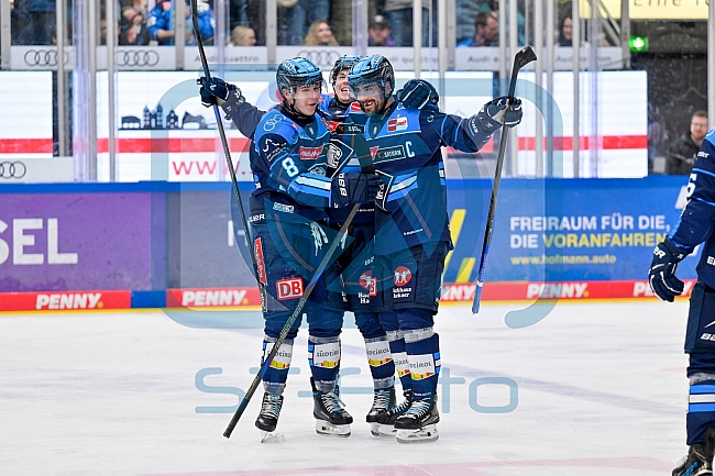 Eishockey, Herren, DEL, Saison 2025-2026, Playoffs, Viertelfinale, Spiel 6, ERC Ingolstadt - EHC Red Bull München, 04.04.2026