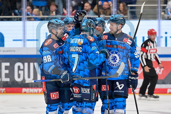 Eishockey, Herren, DEL, Saison 2025-2026, Spiel 7, ERC Ingolstadt - Straubing Tigers, 03.10.2025