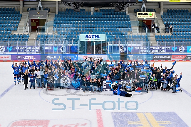 Eishockey, Herren, DEL, Saison 2025-2026, Spiel 21, ERC Ingolstadt - Pinguins Bremerhaven, 23.11.2025