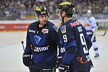 ERC Ingolstadt vs EHC Red Bull Muenchen, Eishockey, DEL, Deutsche Eishockey Liga, 04.12.2015