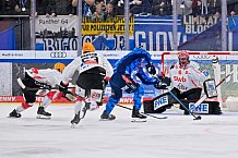 Eishockey, Herren, DEL, Saison 2025-2026, Spiel 21, ERC Ingolstadt - Pinguins Bremerhaven, 23.11.2025