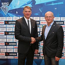 Erste Bilder des neuen Chef-Trainers Kurt Kleinendorst