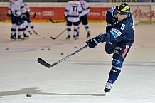 ERC Ingolstadt vs EHC Red Bull Muenchen, Eishockey, DEL, Deutsche Eishockey Liga, 04.12.2015