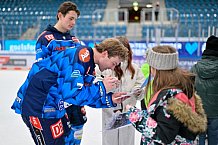 Eishockey, Herren, DEL, Saison 2025-2026, Spiel 21, ERC Ingolstadt - Pinguins Bremerhaven, 23.11.2025