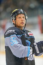ERC Ingolstadt vs EHC Red Bull Muenchen, Eishockey, DEL, Deutsche Eishockey Liga, Spieltag 18, 13.11.2016,