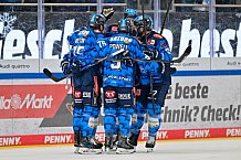 Eishockey, Herren, DEL, Saison 2025-2026, Spiel 29, ERC Ingolstadt - Eisbären Berlin, 18.12.2025