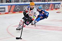 Eishockey, Herren, DEL, Saison 2025-2026, Spiel 21, ERC Ingolstadt - Pinguins Bremerhaven, 23.11.2025