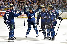 ERC Ingolstadt vs Straubing Tigers, Eishockey, DEL, Deutsche Eishockey Liga, 04.10.2015