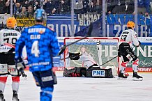 Eishockey, Herren, DEL, Saison 2025-2026, Spiel 21, ERC Ingolstadt - Pinguins Bremerhaven, 23.11.2025