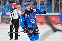 Eishockey, Herren, DEL, Saison 2025-2026, Spiel 21, ERC Ingolstadt - Pinguins Bremerhaven, 23.11.2025