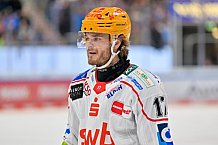 Eishockey, Herren, DEL, Saison 2025-2026, Spiel 21, ERC Ingolstadt - Pinguins Bremerhaven, 23.11.2025