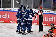 Eishockey, Herren, DEL, Saison 2021-2022, Spieltag 12, ERC Ingolstadt - Grizzlys Wolfsburg, 15.10.2021
