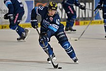 ERC Ingolstadt vs EHC Red Bull Muenchen, Eishockey, DEL, Deutsche Eishockey Liga, 04.12.2015