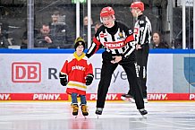 Eishockey, Herren, DEL, Saison 2025-2026, Spiel 26, ERC Ingolstadt - Schwenninger Wild Wings, 07.12.2025