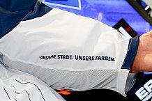 Pressekonferenz Verlaengerung und Erweiterung des Sponsoringvertrages der Media-Saturn, Trikotvorstellung für die kommende Saison 2016/2017