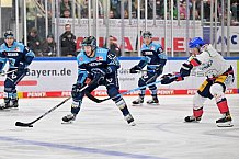 Eishockey, Herren, DEL, Saison 2022-2023, Spieltag 35, ERC Ingolstadt - Eisbären Berlin, 26.12.2022