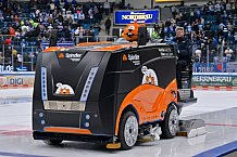 Eishockey, Herren, DEL, Saison 2025-2026, Spiel 21, ERC Ingolstadt - Pinguins Bremerhaven, 23.11.2025