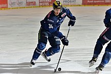 ERC Ingolstadt vs EHC Red Bull Muenchen, Eishockey, DEL, Deutsche Eishockey Liga, 04.12.2015