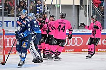 Eishockey, Herren, DEL, Saison 2024-2025, Spieltag 8, ERC Ingolstadt - Grizzlys Wolfsburg, 11.10.2024