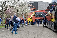 Eishockey, Herren, DEL, Saison 2022-2023, Playoff-Finale - Spiel 1, ERC Ingolstadt - Abfahrt vor Finalspiel 1, 14.04.2023