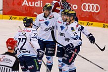 ERC Ingolstadt vs Hamburg Freezers, Eishockey, DEL, Deutsche Eishockey Liga, Spieltag 43, 05.02.2016, Foto: Oliver STRISCH