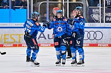 Eishockey, Herren, DEL, Saison 2025-2026, Spiel 26, ERC Ingolstadt - Schwenninger Wild Wings, 07.12.2025