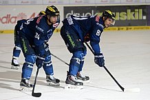ERC Ingolstadt vs Grizzlys Wolfsburg, Eishockey, DEL, Deutsche Eishockey Liga, 18.10.2015