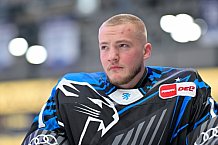 Eishockey, Herren, DEL, Saison 2025-2026, Spiel 21, ERC Ingolstadt - Pinguins Bremerhaven, 23.11.2025