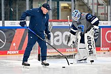 Eishockey, Herren, DEL, Saison 2024-2025, ERC Ingolstadt - Training mit Torwart Christian Heljanko, 28.01.2025