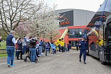 Eishockey, Herren, DEL, Saison 2022-2023, Playoff-Finale - Spiel 1, ERC Ingolstadt - Abfahrt vor Finalspiel 1, 14.04.2023