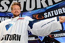 Pressekonferenz Verlaengerung und Erweiterung des Sponsoringvertrages der Media-Saturn, Trikotvorstellung für die kommende Saison 2016/2017