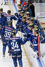 ERC Ingolstadt vs Hamburg Freezers, Eishockey, DEL, Deutsche Eishockey Liga, Spieltag 36, 10.01.2016, Foto: st-foto.de / Oliver STRISCH

