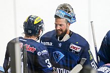 ERC Ingolstadt vs Hamburg Freezers, Eishockey, DEL, Deutsche Eishockey Liga, Spieltag 36, 10.01.2016, Foto: st-foto.de / Oliver STRISCH