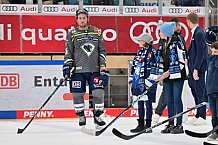 Eishockey, Herren, DEL, Saison 2023-2024, Spieltag 30, ERC Ingolstadt - Straubing Tigers, 23.12.2023