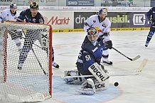 ERC Ingolstadt vs EHC Red Bull Muenchen, Eishockey, DEL, Deutsche Eishockey Liga, 04.12.2015