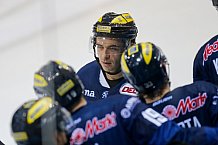 ERC Ingolstadt vs Hamburg Freezers, Eishockey, DEL, Deutsche Eishockey Liga, Spieltag 36, 10.01.2016, Foto: st-foto.de / Oliver STRISCH

