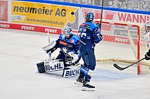 Eishockey, Herren, DEL, Saison 2025-2026, Gäubodenvolksfest-Cup 2025, Spiel 1, Nürnberg Ice Tigers - ERC Ingolstadt, 15.08.2025