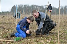 Eishockey, Herren, DEL, Saison 2023-2024, ERC Ingolstadt - Baumpflanzaktion, 02.03.2024