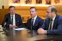 Eishockey, Herren, DEL, Saison 2021-2022, ERC Ingolstadt - Vorstellung Sportdirektor Tim Regan, 22.04.2022