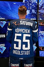 Pressekonferenz Verlaengerung und Erweiterung des Sponsoringvertrages der Media-Saturn, Trikotvorstellung für die kommende Saison 2016/2017