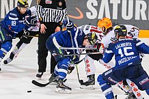 ERC Ingolstadt - Fischtown Pinguins Bremerhaven,, Eishockey, DEL, Deutsche Eishockey Liga, Preplayoff, Spiel 1, 01.03.2016