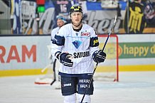 EHC Red Bull Muenchen vs ERC Ingolstadt, Eishockey, DEL, Deutsche Eishockey Liga, Spieltag 28, 16.12.2016