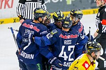 ERC Ingolstadt - Krefeld Pinguine, Eishockey, DEL, Deutsche Eishockey Liga, Spieltag 34, 05.01.2016, Foto: st-foto.de / Oliver STRISCH