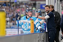 Eishockey, Herren, DEL, Saison 2022-2023, Playoff-Halbfinale - Spiel 3, ERC Ingolstadt - Adler Mannheim, 04.04.2023